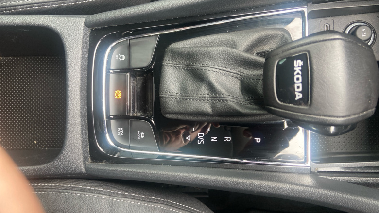 Skoda Karoq 1.5 TSI SE L 5dr DSG Petrol Estate